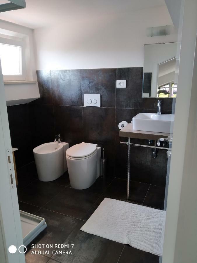 B&B Residenza Leonardo Falconara Marittima Eksteriør billede