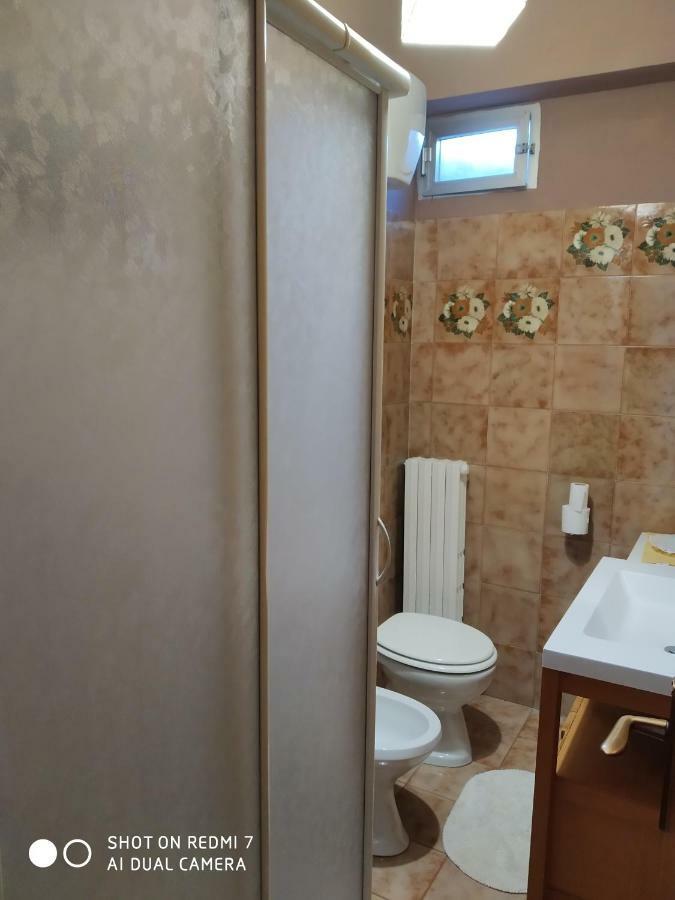 B&B Residenza Leonardo Falconara Marittima Eksteriør billede